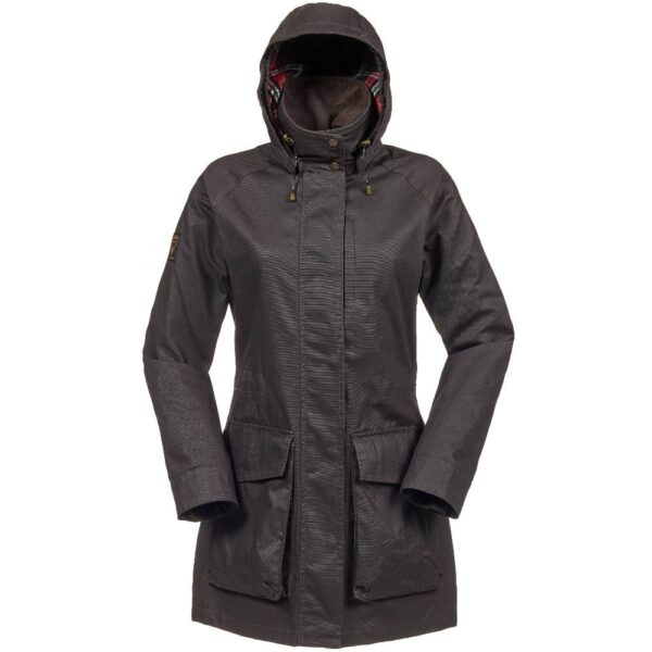 The Musto Yard Ladies Jacket is the perfect country jacket that is robust enough to withstand stable work.