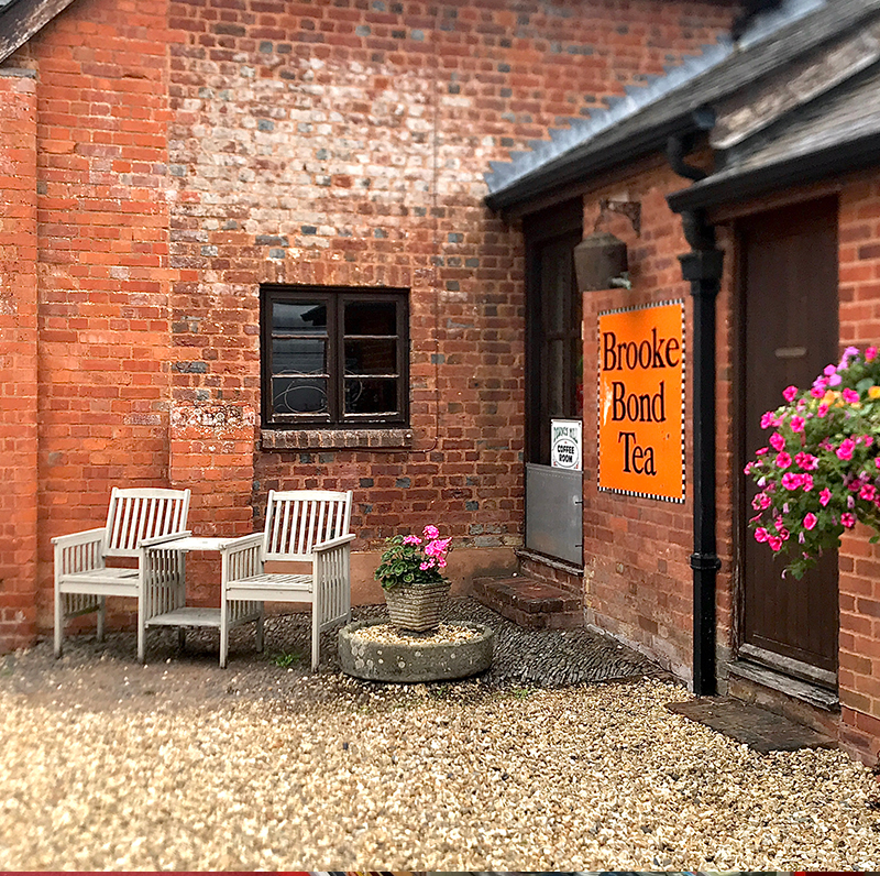 Ladds of Crediton Home to Country Clothing, Air Rifles and Computers